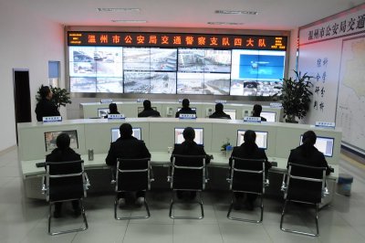 浙江3X8液晶拼接監控顯示墻_溫州交警大隊液晶拼接屏項目