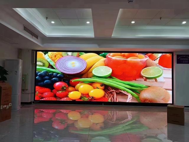 小間距led顯示屏的特點是什么？